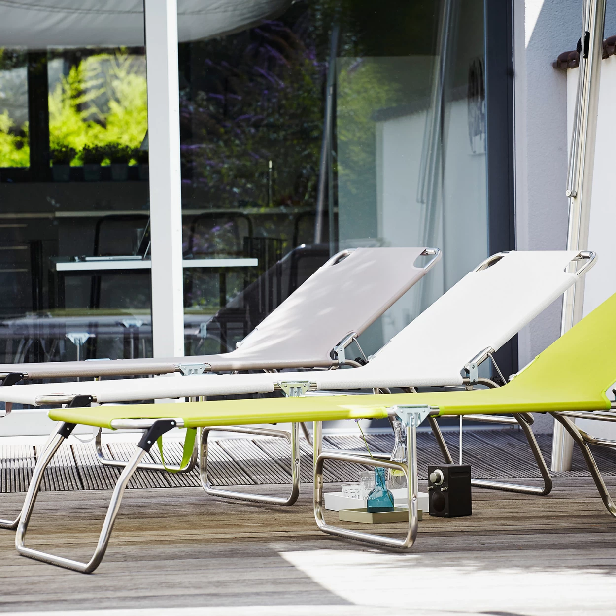 Dreibeinliege Fiam Amigo Farbe Weiß – Bild 3