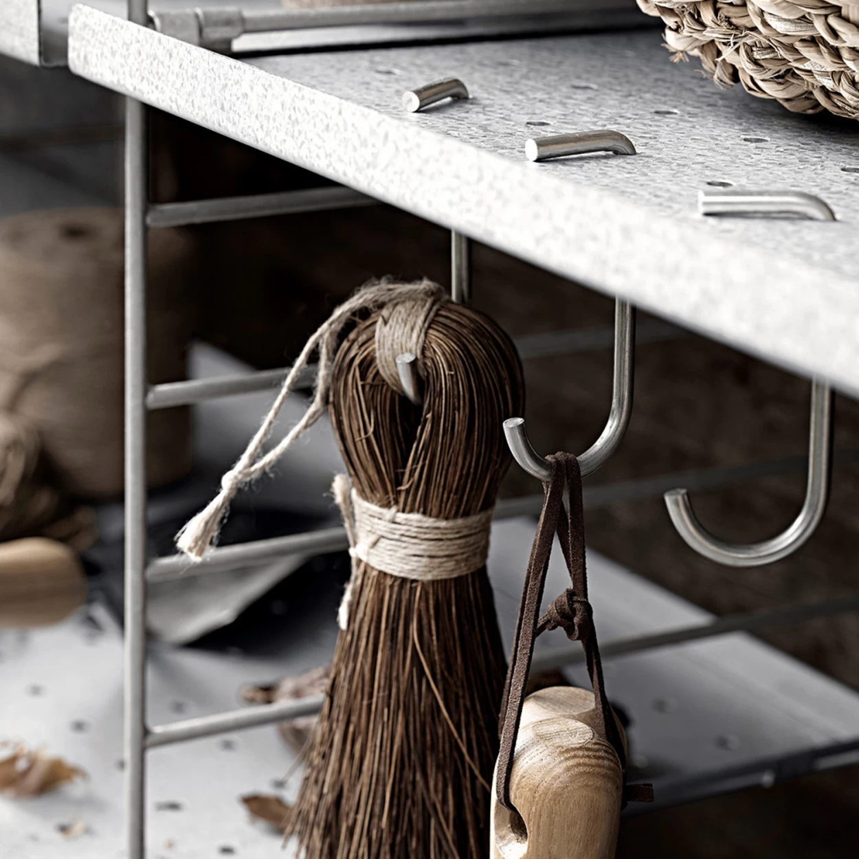 Haken J Für Regalboden System – Bild 2