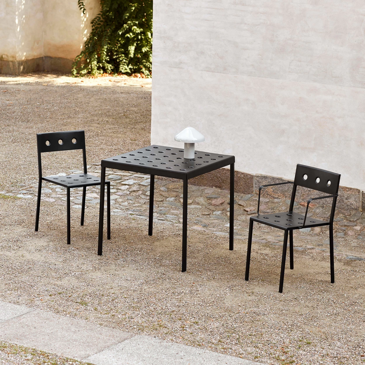 Tisch Balcony Quadratisch Farbe Anthracite Von HAY – Bild 2