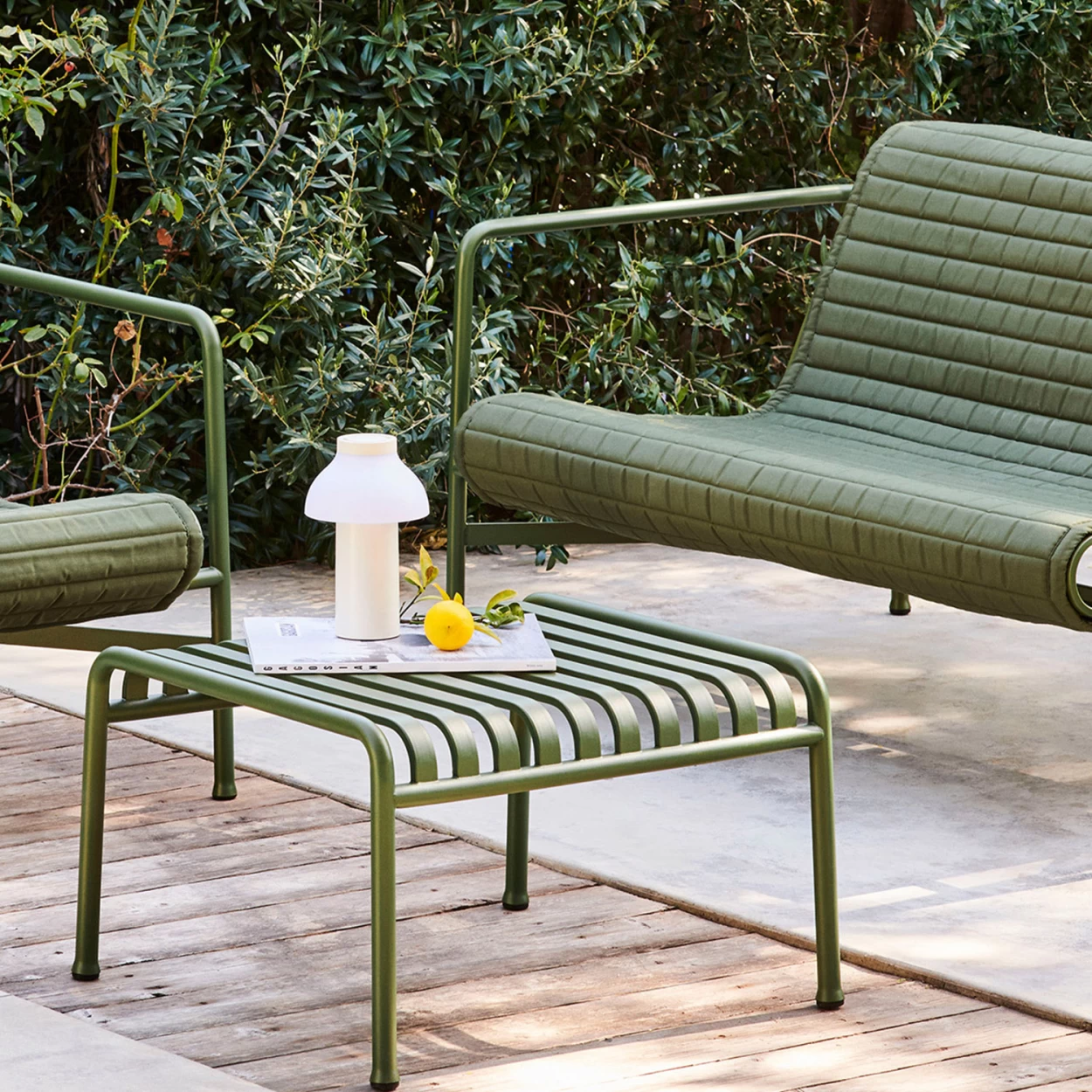 Fußbank / Beistelltisch Palissade Farbe Olive Von HAY – Bild 2