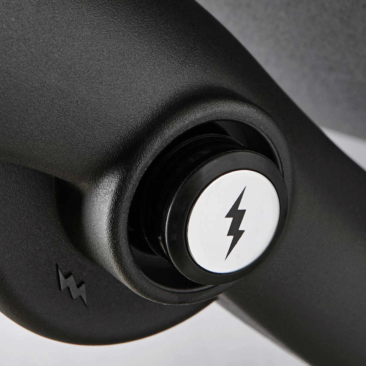 Weber Gasgrill Q 2200, Blackline, Stand â Bild 6