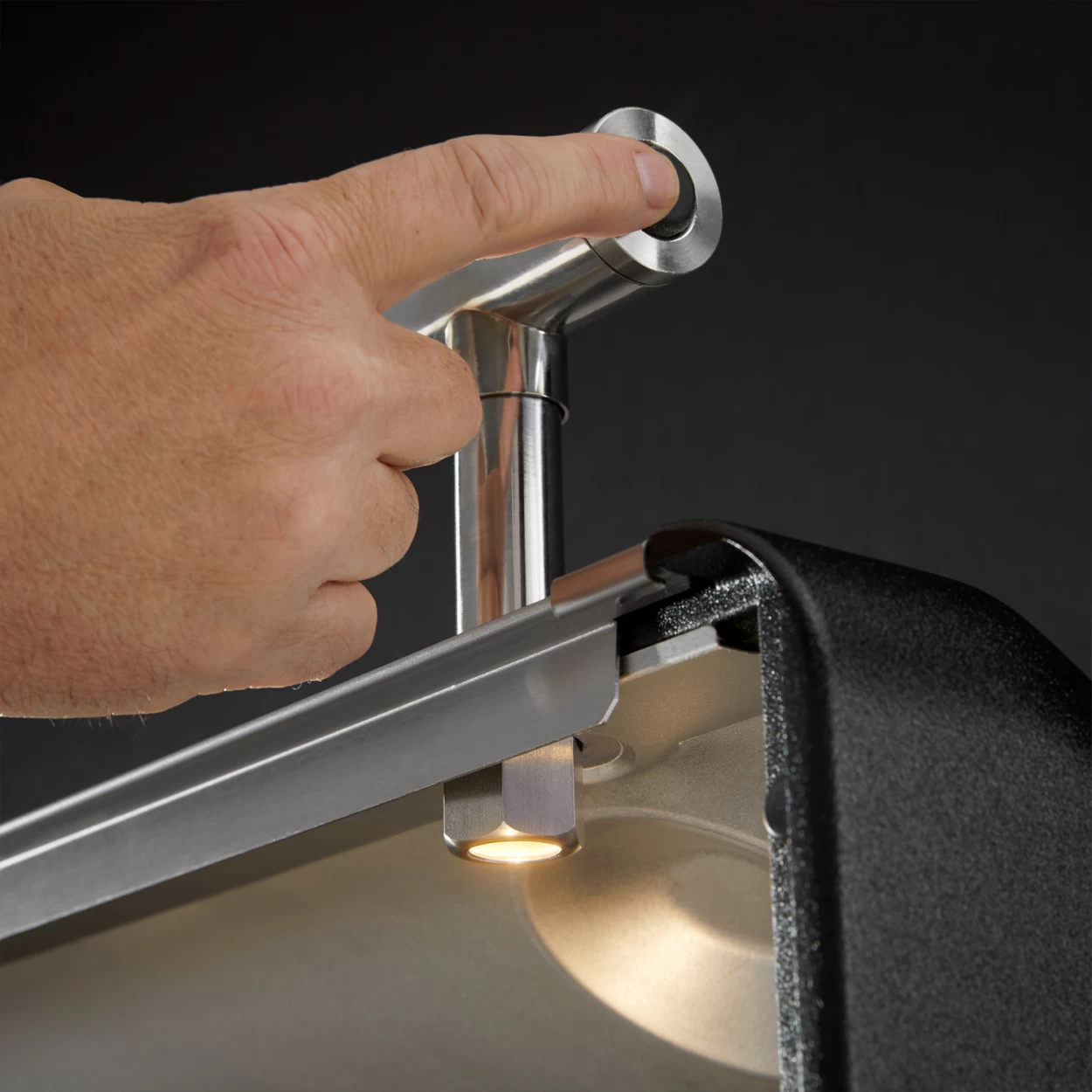 Weber Gasgrill Genesis SE-EPX-435, Black - Sonderedition â Bild 3